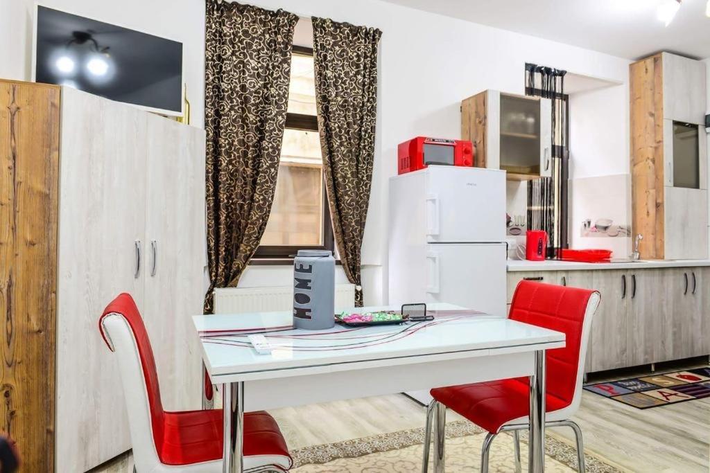 Mary Apartment Old Town บราชอฟ ภายนอก รูปภาพ